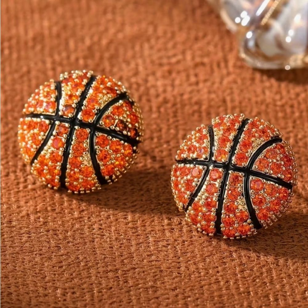 🏀 Betsey Johnson Basketball Rhinestone Earrings 🏀 - Picture 8 of 9